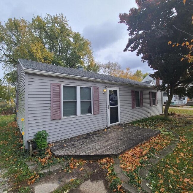 Photo - 1927 Sunnymede Dr