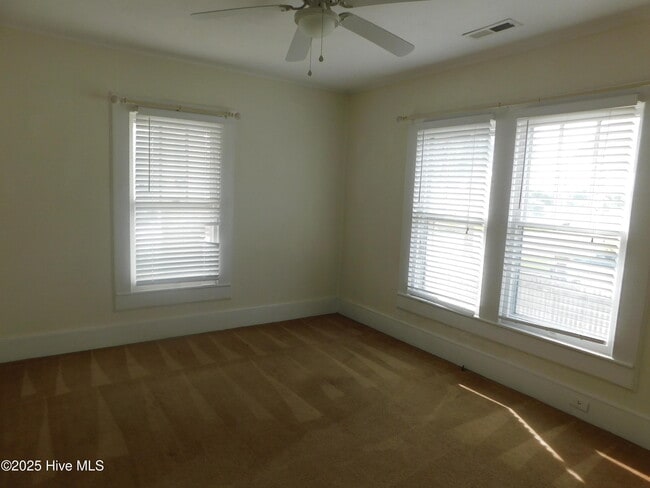 Photo - 107 Gordon St