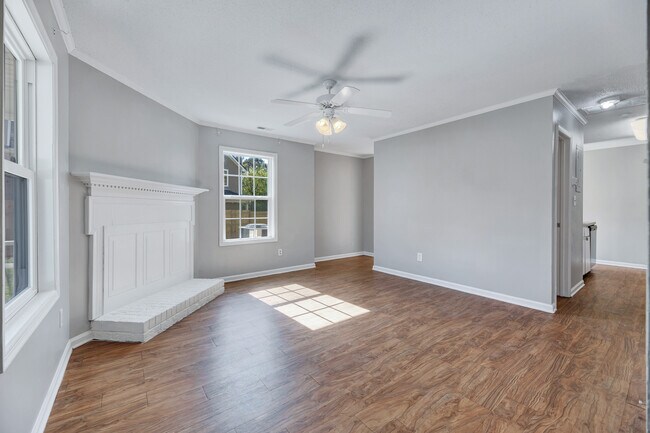 Your front door welcomes you to an open and bright living space - 4304 Presley Ct Unidad C