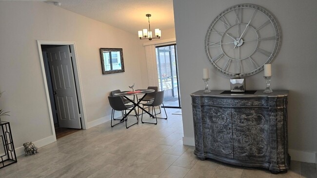 Photo - 670 Nobles St