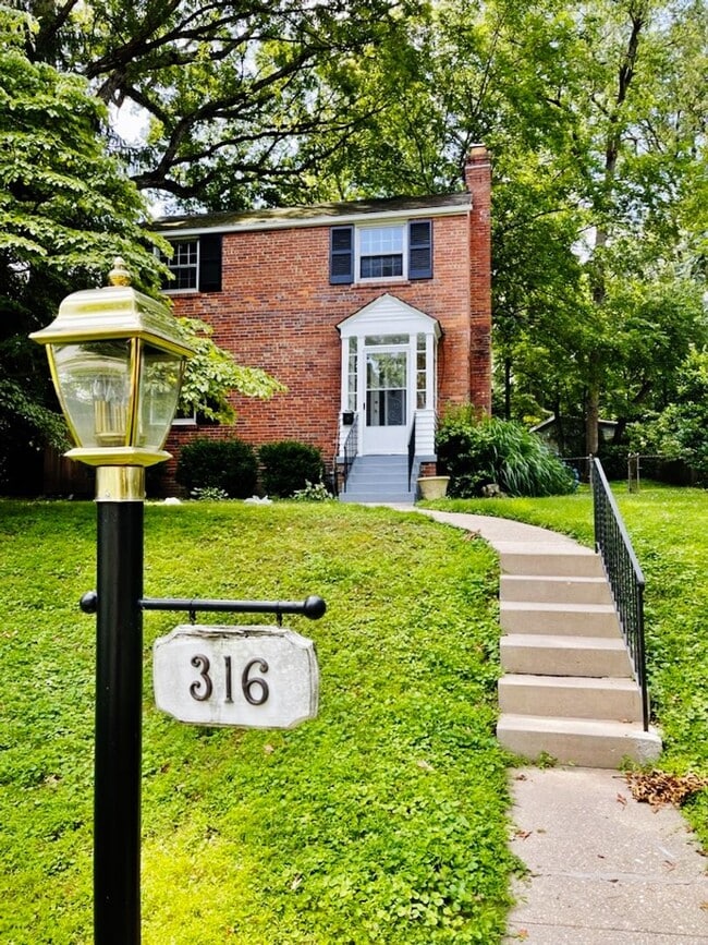 Photo - 3 Bedroom in Woodmoor available ASAP!!