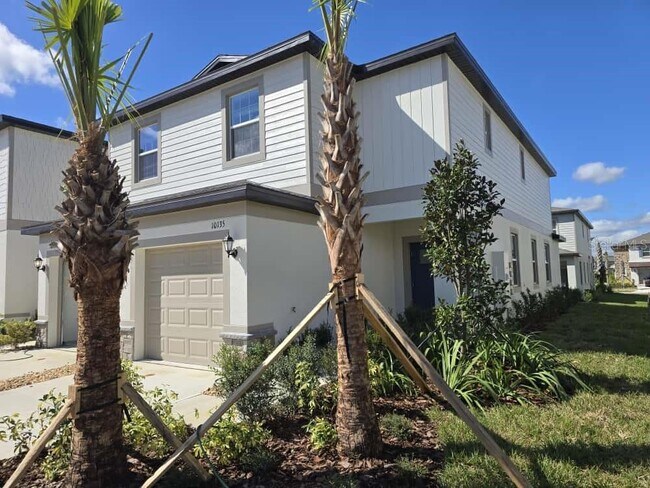 Photo - 10135 Trumpet Honeysuckle Wy