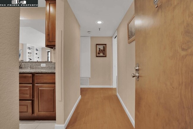 Photo - 1400 Carpentier St