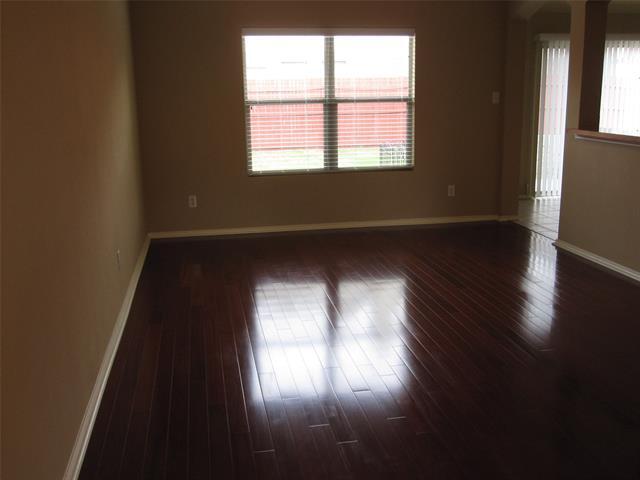 Photo - 609 Twin Knoll Dr