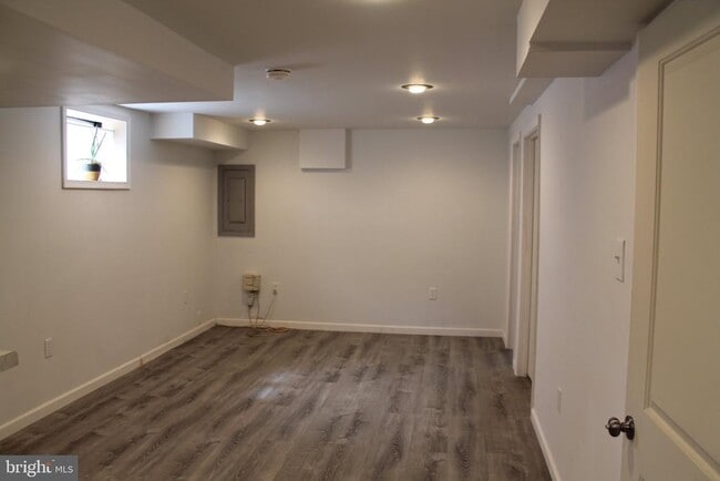 Photo - 3820 Allison St