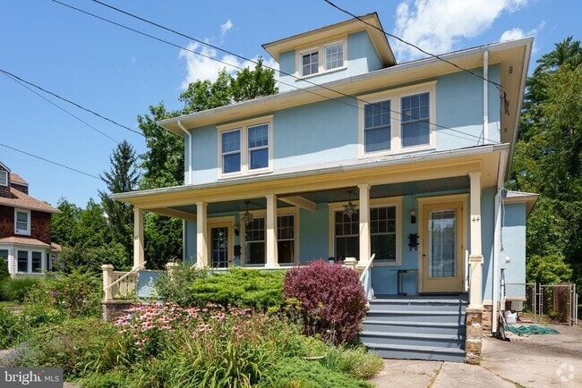 Building Photo - 44 Markham Rd Rental