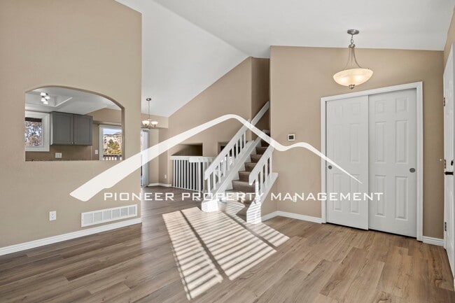 3020 Mirage Dr