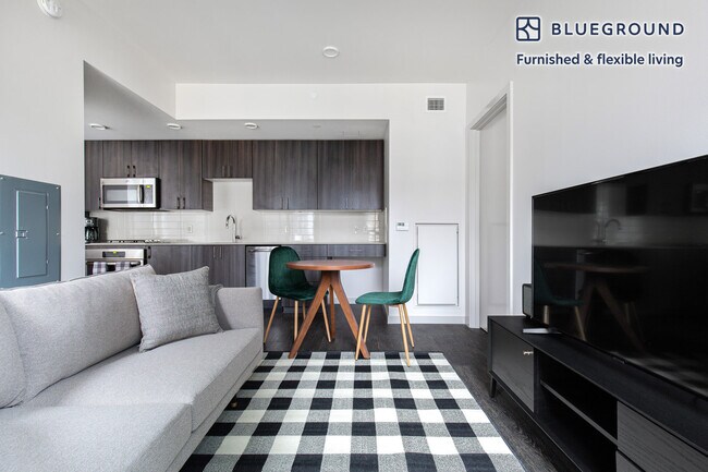 Photo - 2015 2nd Ave Unidad FL5-ID73