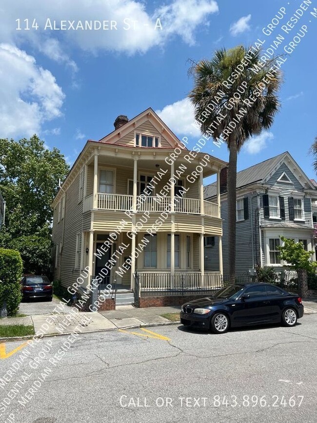 Building Photo - 114 Alexander St Unit A