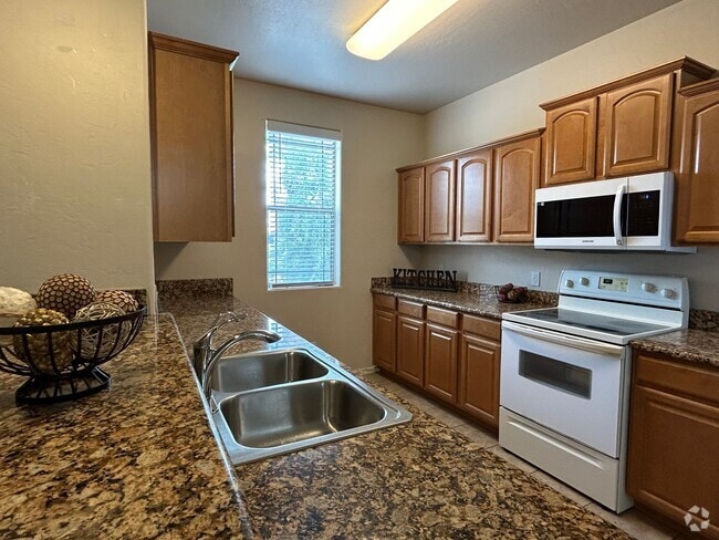 Building Photo - 2155 N Grace Blvd Unit 1 Rental