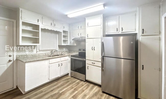 Photo - 1779 Gretna Green Way