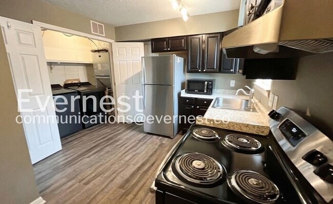 Photo - 3340 Roadrunner Trail