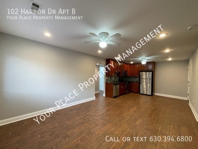 Photo - 102 Harbor Dr Unit B