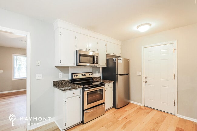Photo - 102 Birchwood Dr