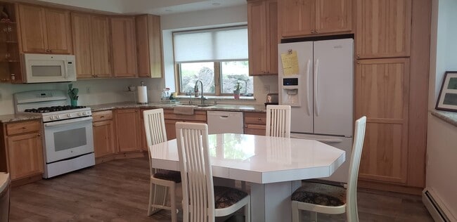 Photo - 10 Andrew Dr