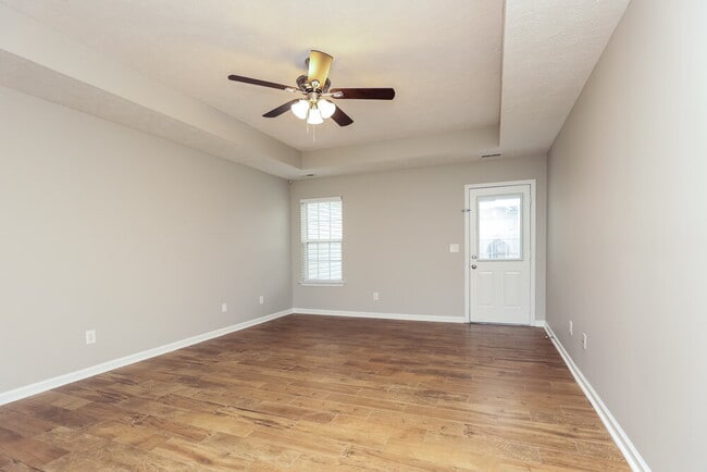 Photo - 718 Wildwood Dr