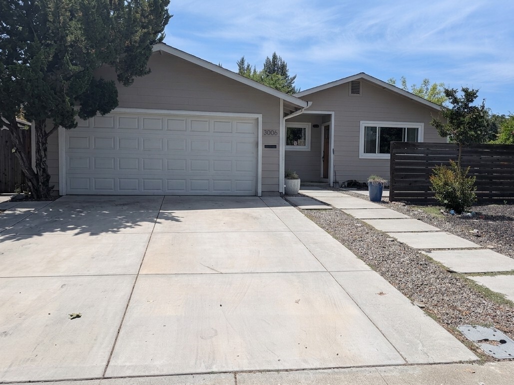 Photo - 3006 Campbell Pl