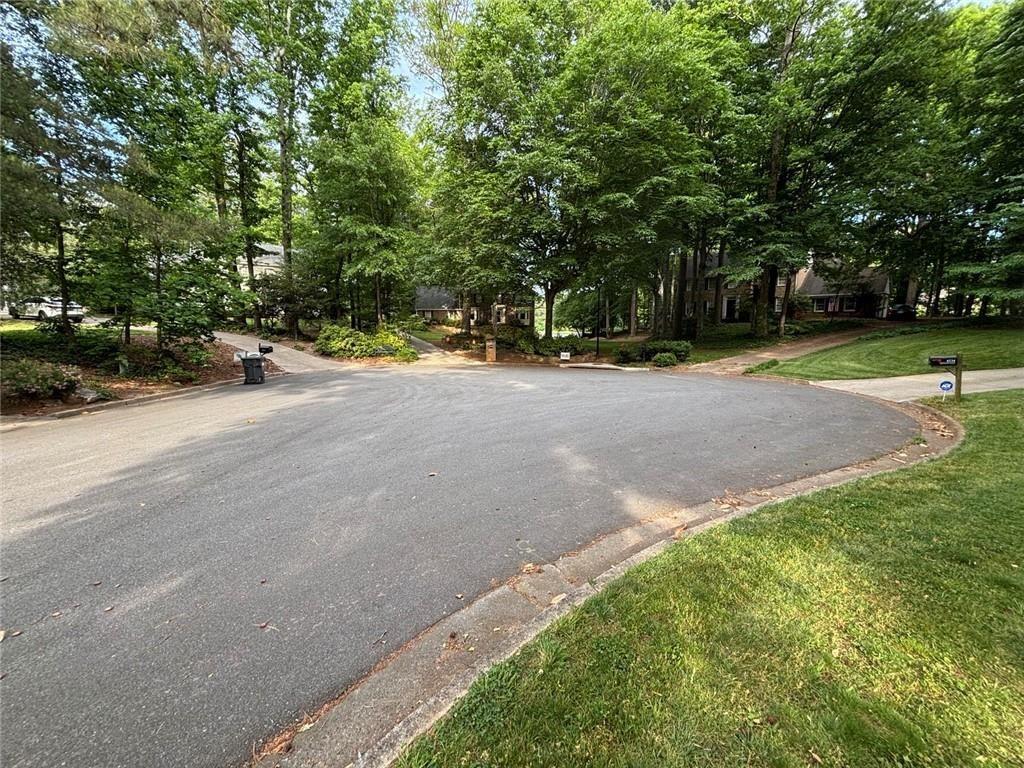 Photo - 4533 Middlebury Ct NE