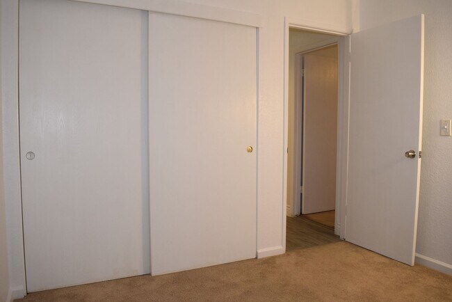 Photo - 2586 S Whitney Blvd