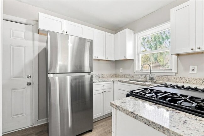 Photo - 2123 Blayton Ln SE