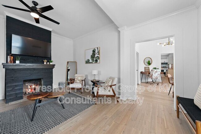 Photo - 61 E 7th Ave