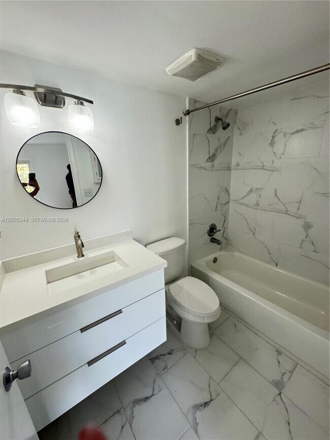 Photo - 9050 NW 28th St