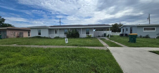 Photo - 480 Sharon Cir