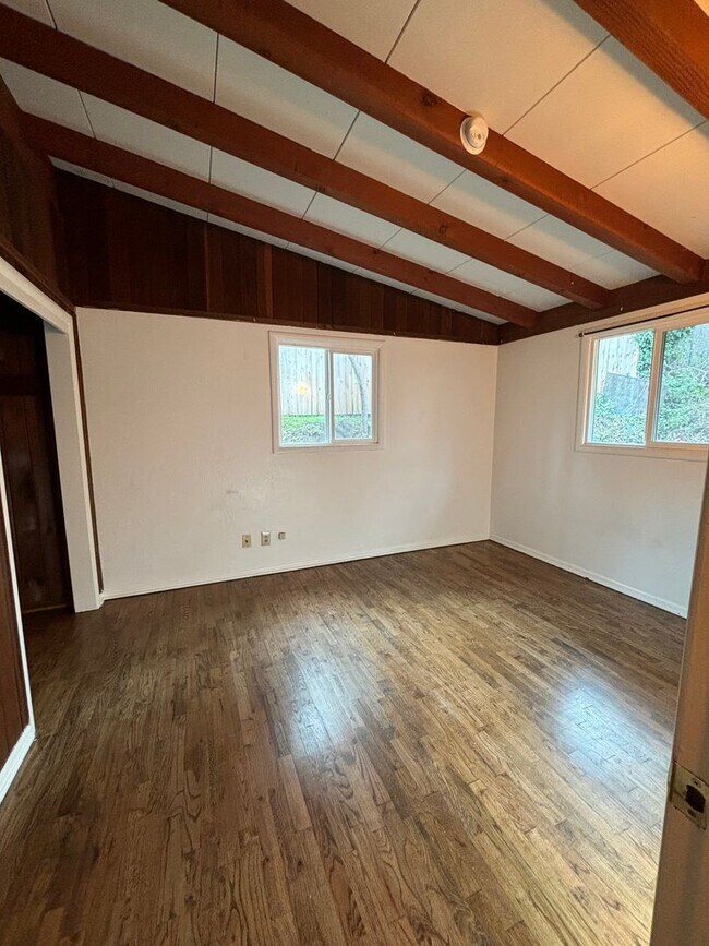 Photo - Beautiful 3 Bedroom home in the heart of Ashland