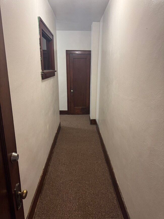 Photo - Midtown Mall Unit 16