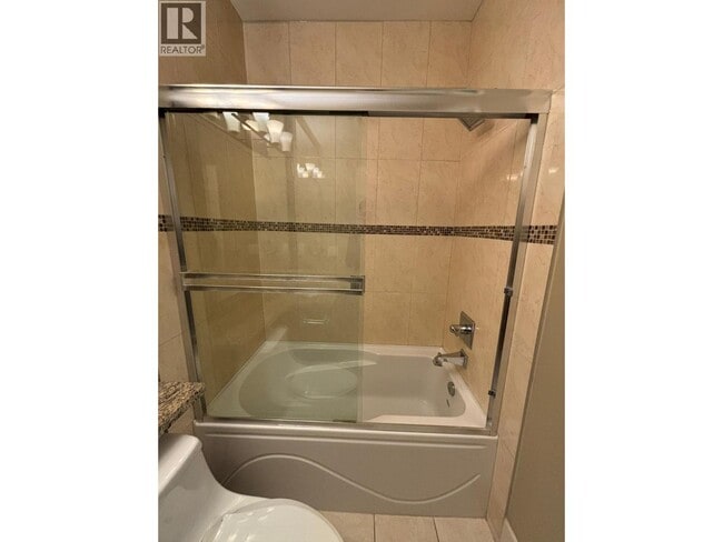 Photo - 8368 Ruskin Rd