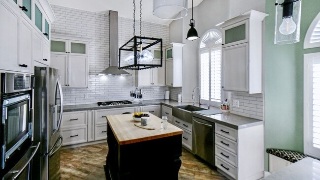 Photo - Designer Delight in Green Valley