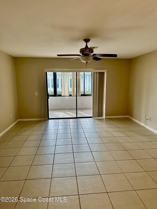 Photo - 335 Paradise Blvd