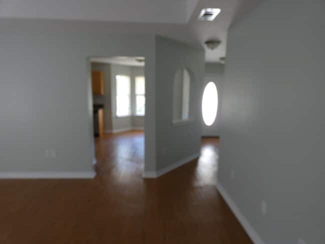 Building Photo - 668 Edney Ave W