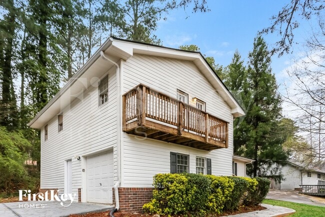 Photo - 2881 Hickory Trail