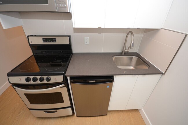 Photo - 798 Richmond Street West Unit 547