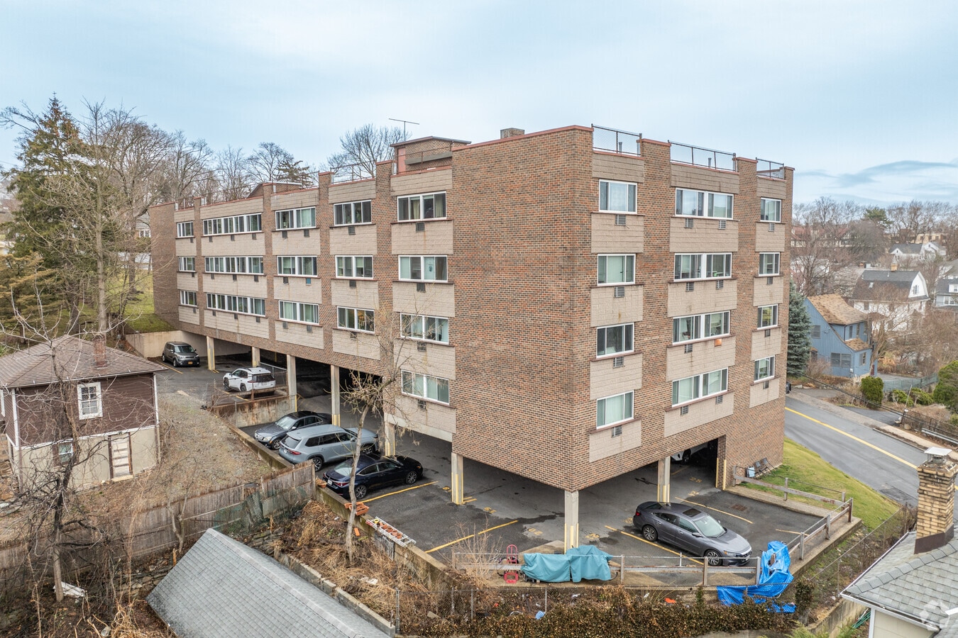 Photo - Buckfield House