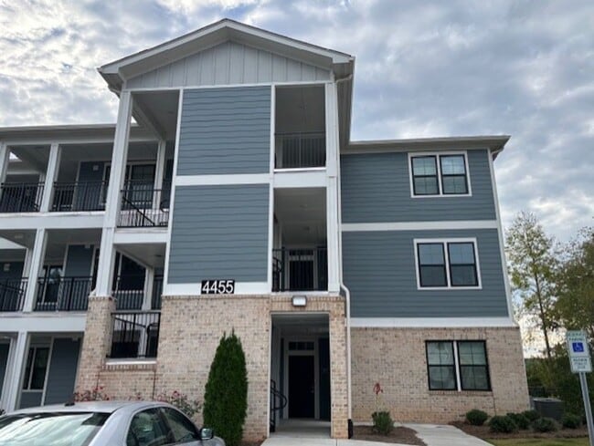 Building Photo - Brand New Luxury 2 Bed/2 Bath Condo - Wate...