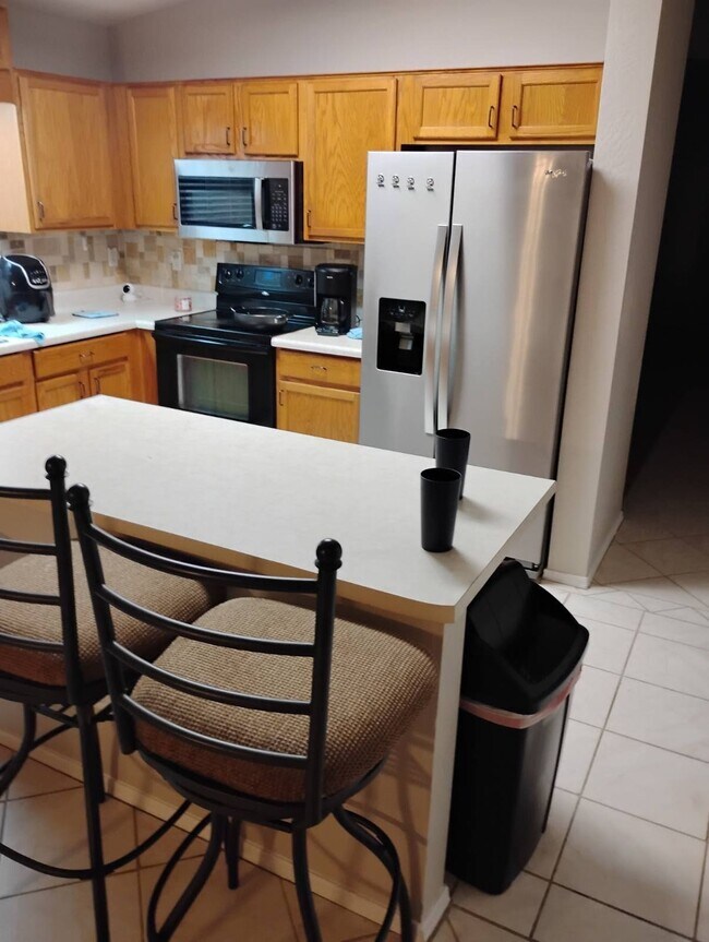 1734 E San Xavier Dr