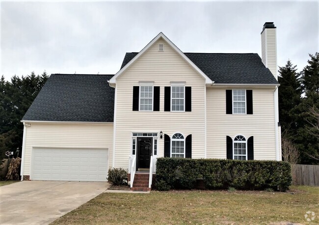 Building Photo - A Must See in Greensboro!   NEW Carpeting ... Rental