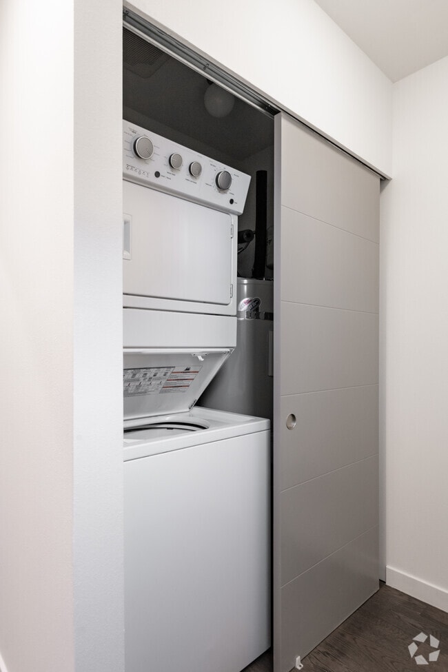 2BD, 1.5BA - 1,330SF - Rainier View Homes