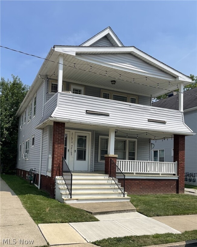 Building Photo - 2169 Olive Ave Unit 1