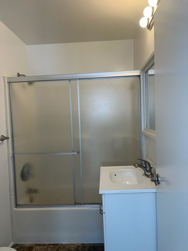 Photo - 272 Landis Ave Unit A