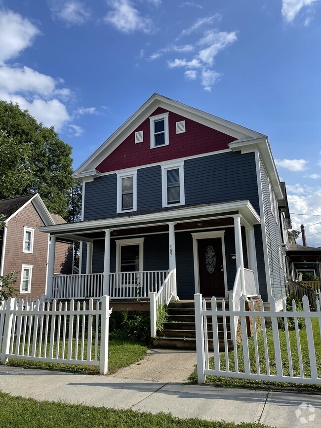 Building Photo - 107 Maple Ave Rental