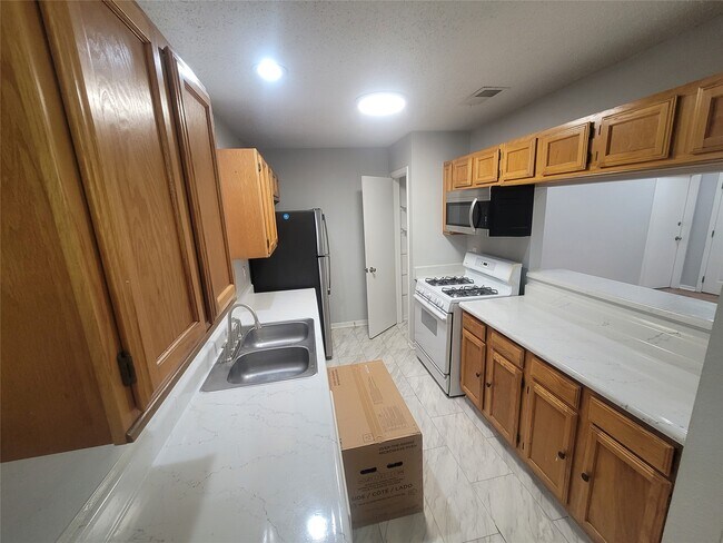 Photo - 22715 Braken Manor Ln