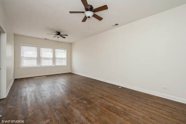 Photo - 5028 W Madison St Unit 2