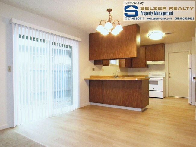 Photo - 340-344 El Rio Ct