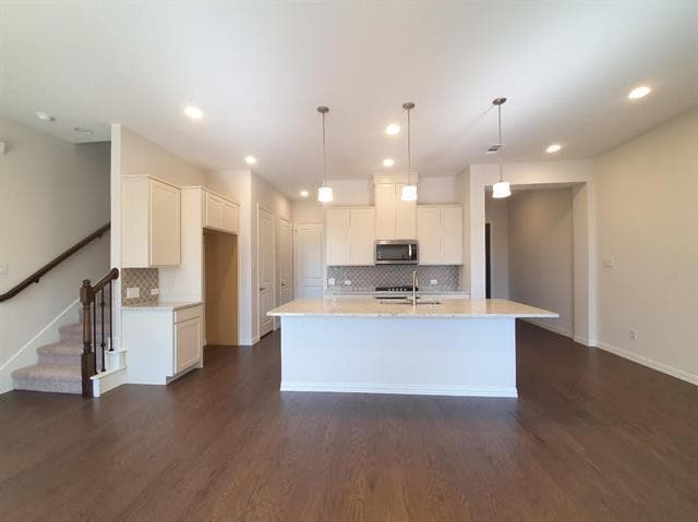 Building Photo - 8286 Primrose Wy