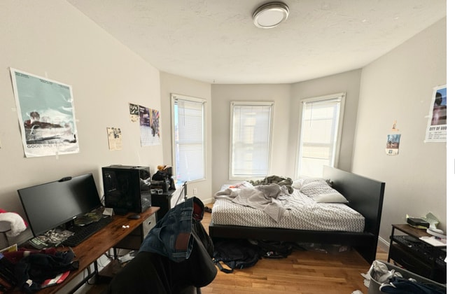 Photo - 733 Parker St Unit 2