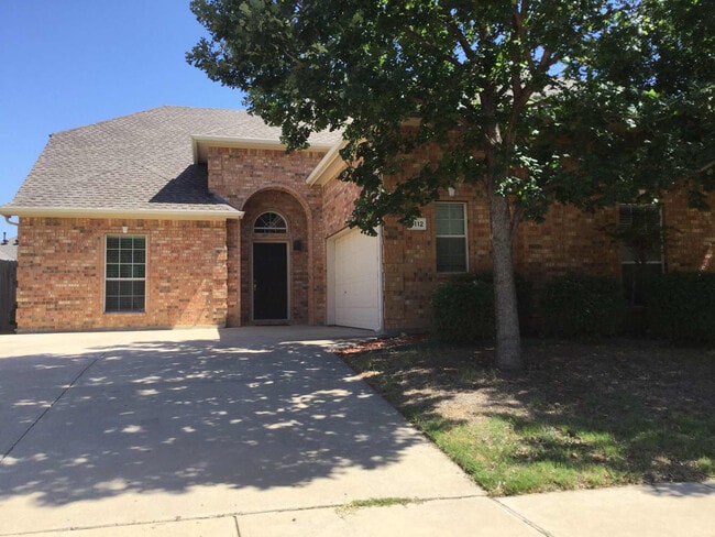 Building Photo - 5112 Parkplace Dr