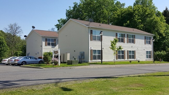 Barmann Avenue Apartments - Barmann Avenue Apartments